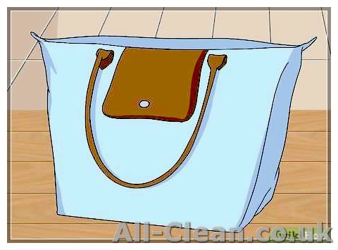 Easy Tips for Cleaning Your Longchamp Bag
