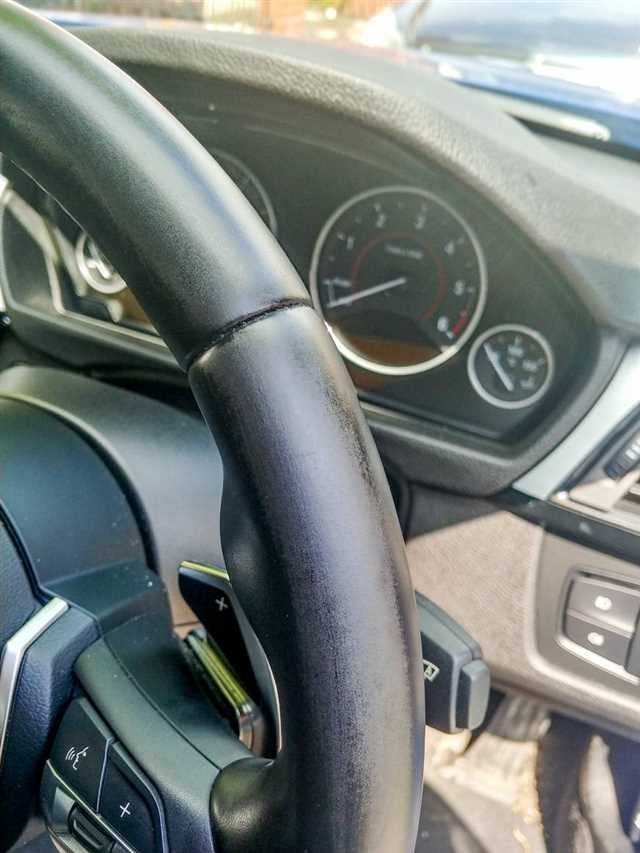 How to clean a leather steering wheel