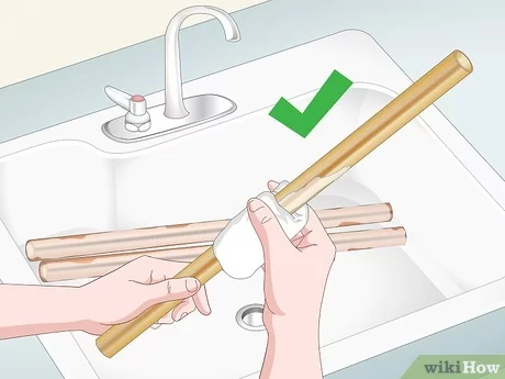 The easiest way to clean copper pipes