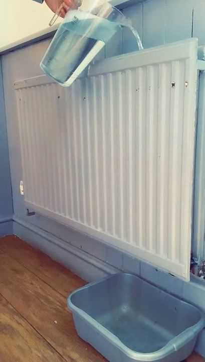 How to Effectively Clean Dust from Your Radiators - Expert Tips and Tricks