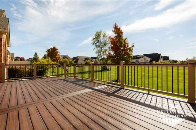 Simple Steps to Clean Your Composite Decking