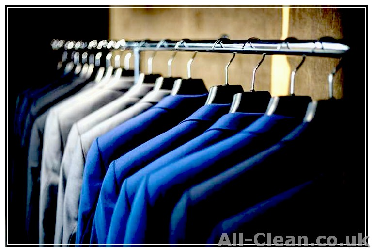 When To Dry Clean Your Suit - Do's And Dont's | Expert Tips